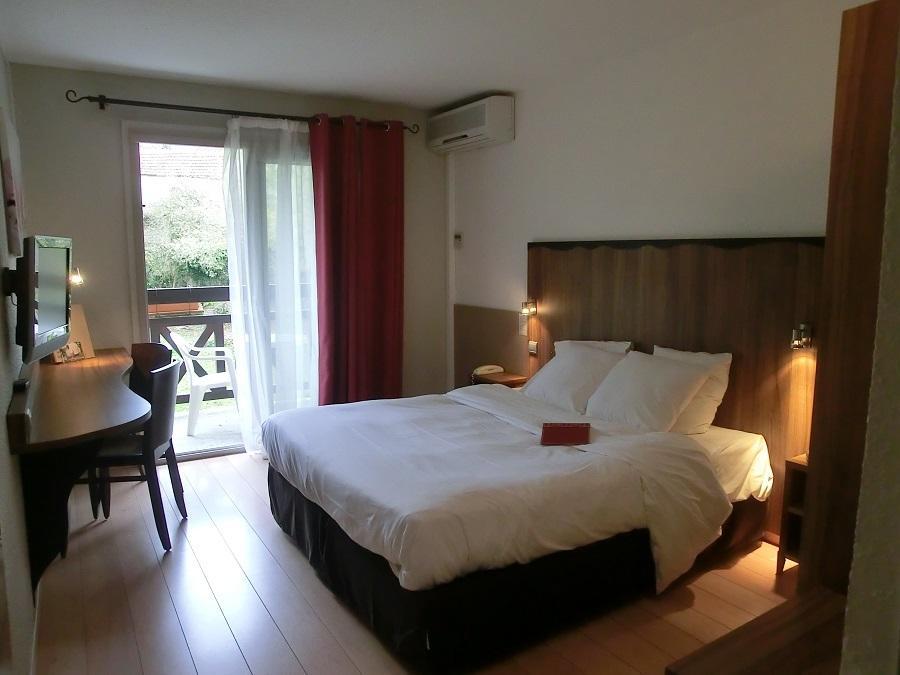 Logis hôtel Spa La Truite Dorée Vers  Buitenkant foto
